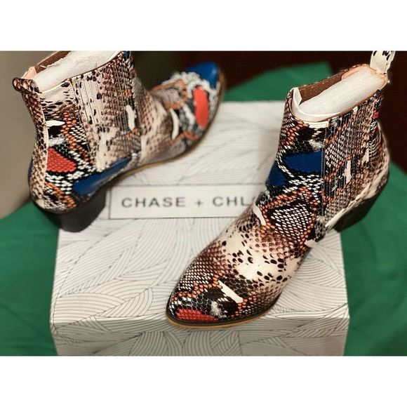 Chase + Chloe Lolo-1 Western ankle boots size 6.5 - Picture 7 of 11